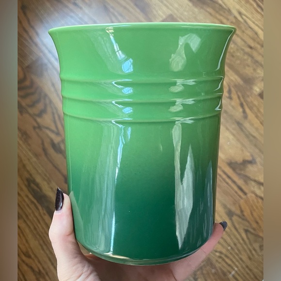 Le Creuset Utensil Crock Bamboo Green 1L - Picture 2 of 3